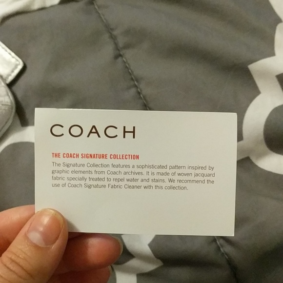 NWOT COACH White and Silver Wristlet - Picture 3 of 8